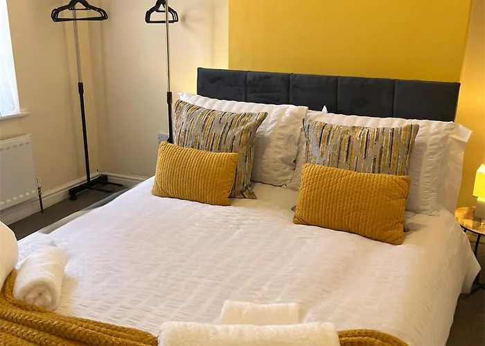 2 Bd House, Near Center Dom wakacyjny *